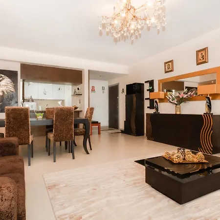 Cavalo Preto, Beach Apartment *