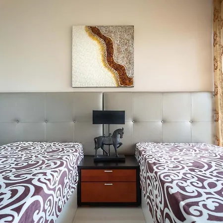 Cavalo Preto, Beach Apartamento *